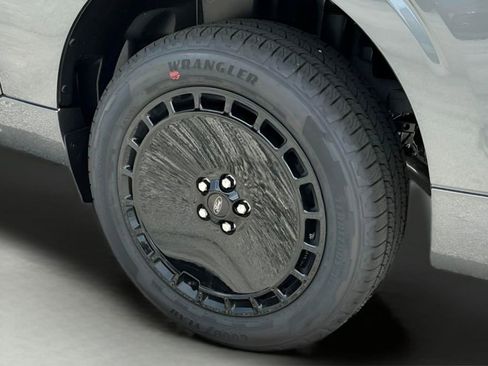 New 2025 Ford Maverick Lobo image 10