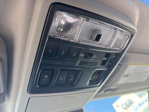 Used 2023 Toyota 4Runner Limited image 19