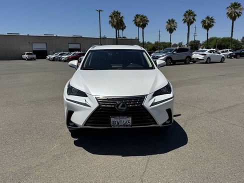 Used 2018 Lexus NX 300 FWD image 4