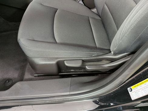 Used 2016 Chevrolet Malibu LS image 12