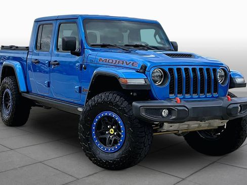 Used 2022 Jeep Gladiator Mojave w/ LED Lighting Group AWD/4WD image 4