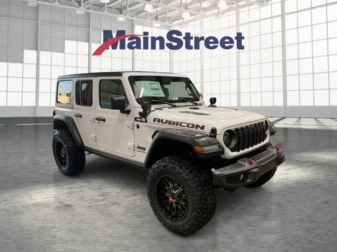 Used 2024 Jeep Wrangler Unlimited Rubicon w/ Technology Group AWD/4WD image 7