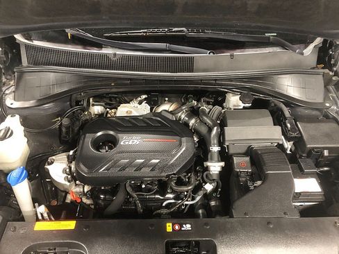 Used 2017 Kia Sorento EX AWD/4WD image 9