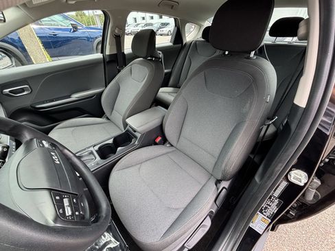 Used 2025 Kia K4 FWD image 35