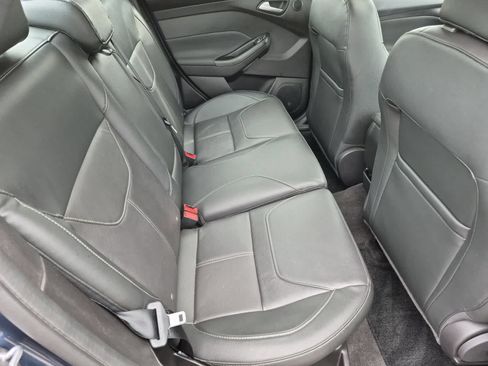 Used 2018 Ford Focus Titanium FWD image 21