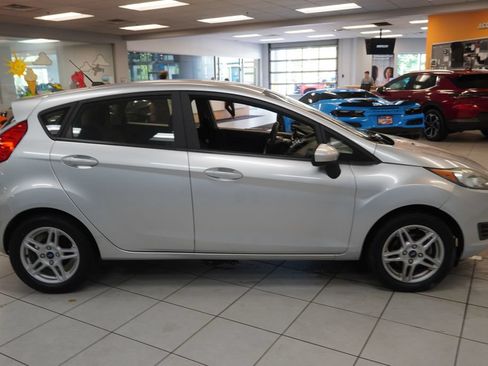 Used 2018 Ford Fiesta SE FWD image 15