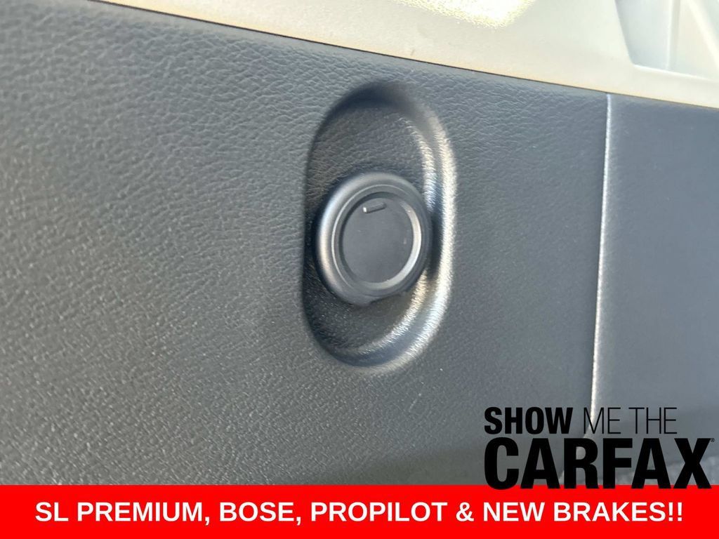 Used 2023 Nissan Rogue SL w/ SL Premium Package AWD/4WD image 13