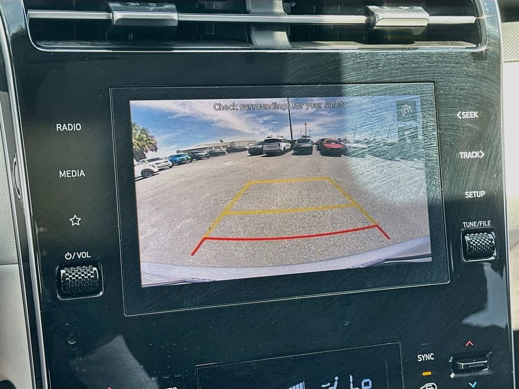 Used 2024 Hyundai Tucson SEL FWD image 12