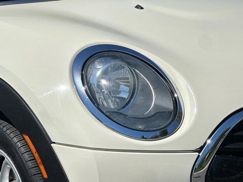 Used 2016 MINI Cooper Clubman 4dr HB image 11