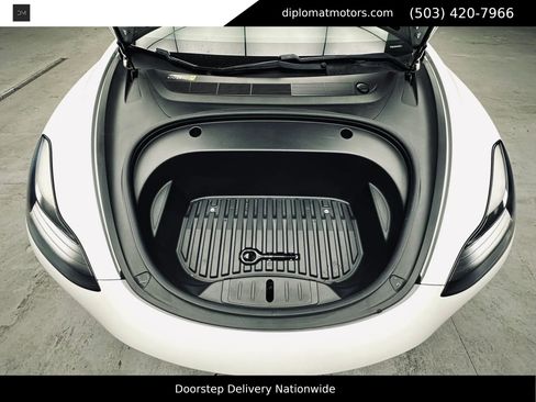Used 2018 Tesla Model 3 Long Range RWD image 42