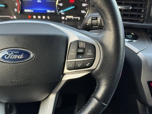 Certified 2022 Ford Explorer XLT w/ Equipment Group 202A image 28