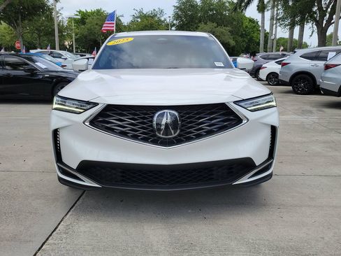 Used 2025 Acura MDX FWD image 2
