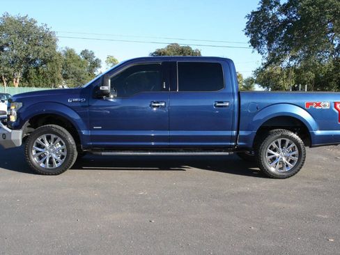 Used 2017 Ford F150 XLT w/ Equipment Group 302A Luxury image 9