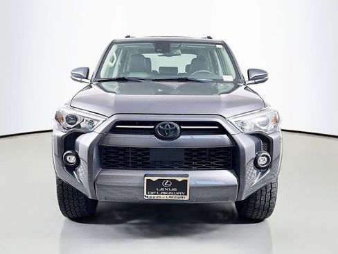 Used 2021 Toyota 4Runner SR5 Premium w/ Moonroof Package RWD image 2