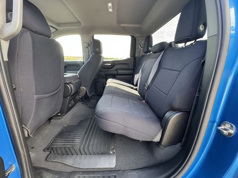 Used 2022 Chevrolet Silverado 1500 Custom w/ LPO, Dark Essentials Package image 6