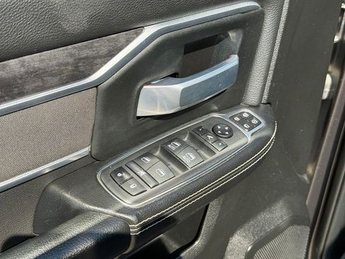 Used 2024 RAM 2500 Big Horn AWD/4WD image 12