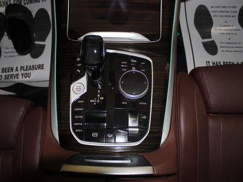 Used 2021 BMW X5 xDrive40i w/ Premium Package AWD/4WD image 23
