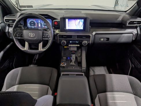 Used 2025 Toyota 4Runner TRD Off-Road image 11