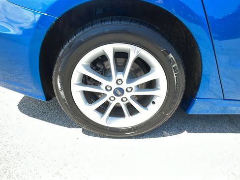 Used 2019 Ford Fusion SE FWD image 13