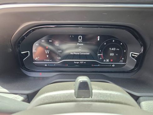 Used 2024 GMC Yukon Denali w/ Advanced Technology Package AWD/4WD image 33