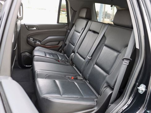 Used 2019 GMC Yukon SLT image 30