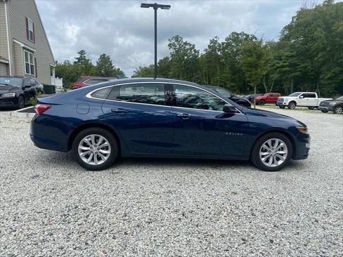 Used 2022 Chevrolet Malibu LT FWD image 4