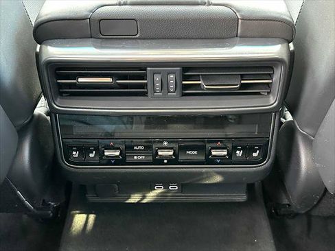 Used 2024 Lexus LX 600 F Sport image 20