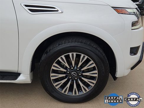 Certified 2024 Nissan Armada SL w/ Midnight Edition Package image 6