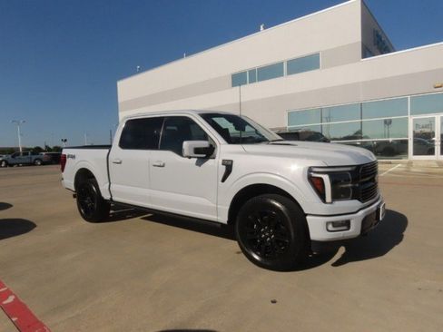 Used 2025 Ford F150 Platinum w/ Equipment Group 702A High AWD/4WD image 26