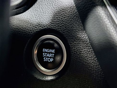 Used 2023 Toyota Corolla SE FWD image 23