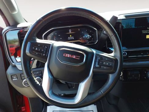 Used 2024 GMC Sierra 1500 Elevation w/ LPO, Elevation Black Package AWD/4WD image 13