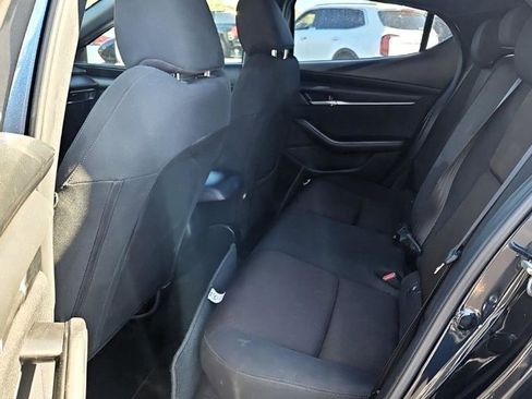 Used 2022 MAZDA MAZDA3 s image 7