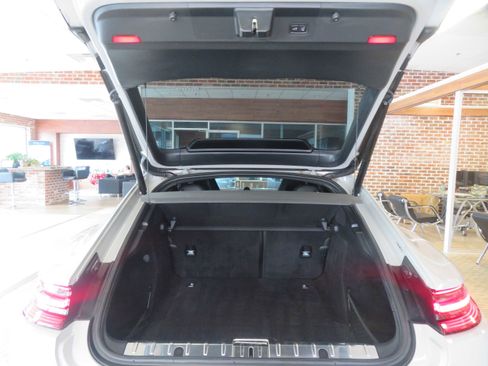 Used 2018 Porsche Panamera 4S image 59