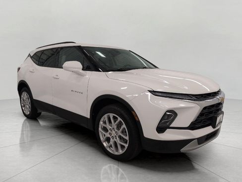 Used 2024 Chevrolet Blazer LT w/ Convenience Package AWD/4WD image 1
