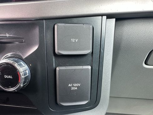 Used 2025 Ford F150 XLT w/ Equipment Group 301A Standard AWD/4WD image 32