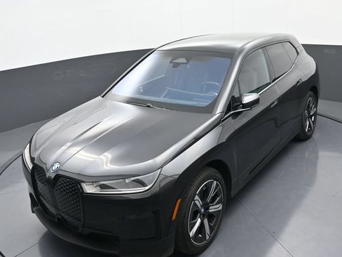 Used 2024 BMW iX xDrive50 w/ Convenience Package AWD/4WD image 31