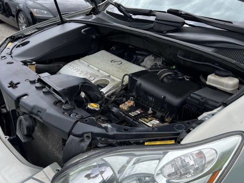 Used 2005 Lexus RX 330 AWD image 37