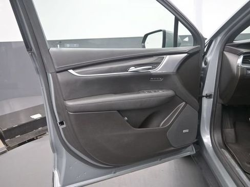 Used 2023 Cadillac XT5 Sportv w/ LPO, Floor Liner Package AWD/4WD image 12