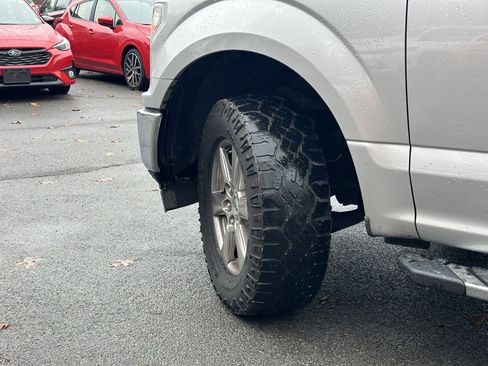 Used 2019 Ford F150 XLT w/ Equipment Group 302A Luxury image 7