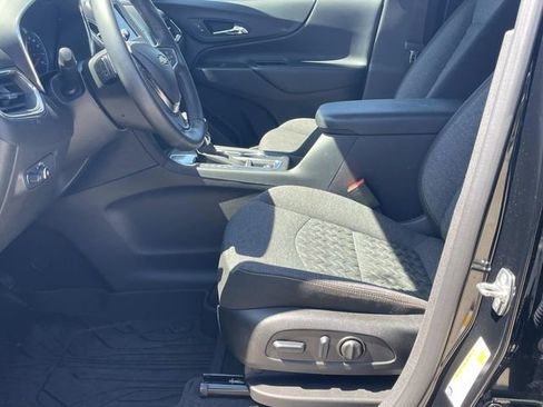 Used 2024 Chevrolet Equinox LT w/ LPO, Floor Liner Package FWD image 15
