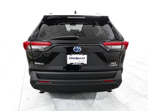 Used 2024 Toyota RAV4 XLE w/ Convenience Package AWD/4WD image 6