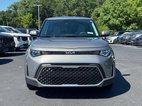 Certified 2025 Kia Soul LX FWD image 8