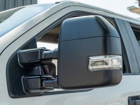 Used 2020 Ford F250 XL w/ Power Equipment Group image 10