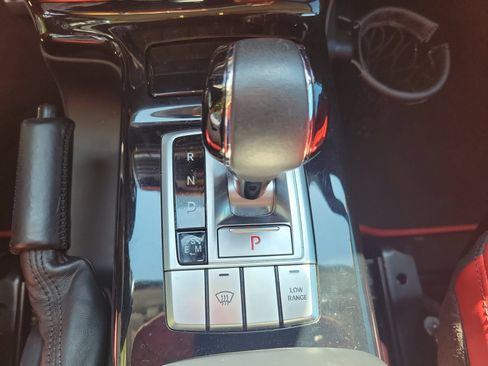 Used 2017 Mercedes-Benz G 550 image 40