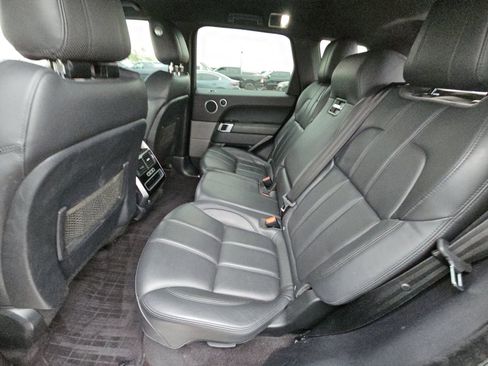 Used 2017 Land Rover Range Rover Sport HSE image 14