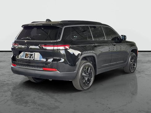 New 2026 Jeep Grand Cherokee L 2WD image 2