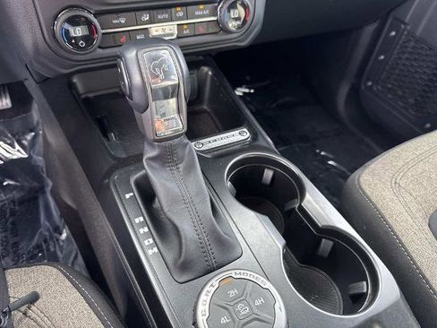 Certified 2025 Ford Bronco Big Bend image 27