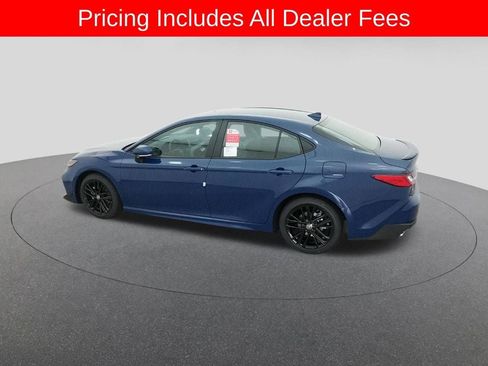 New 2026 Toyota Camry SE FWD image 4