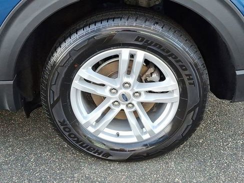 Used 2021 Ford Explorer XLT w/ Equipment Group 202A image 15