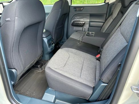 New 2025 Ford Maverick XLT w/ XLT Luxury Package image 36